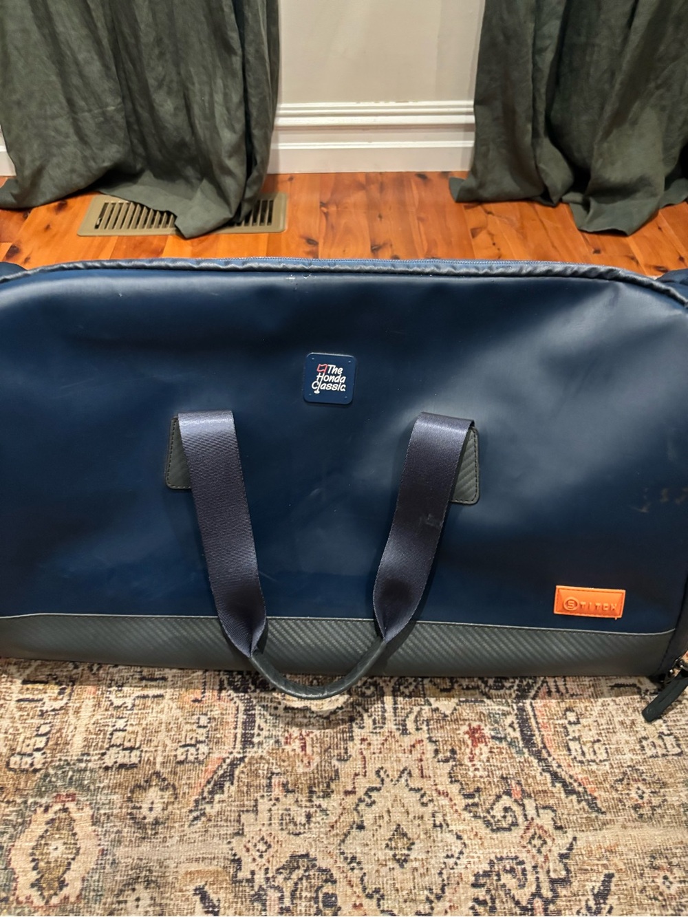 Stitch golf Rare Honda classic garment bag